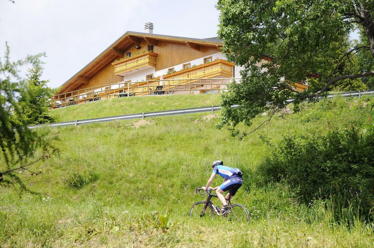 Belvedere Mountain Experience Hotel Monno Екстериор снимка